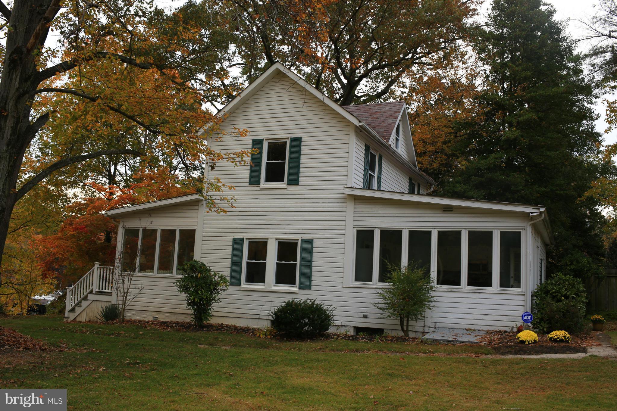 1413 Tar Point Road Pasadena, MD 21122 - Photo 1 of 29 Exterior (Front)