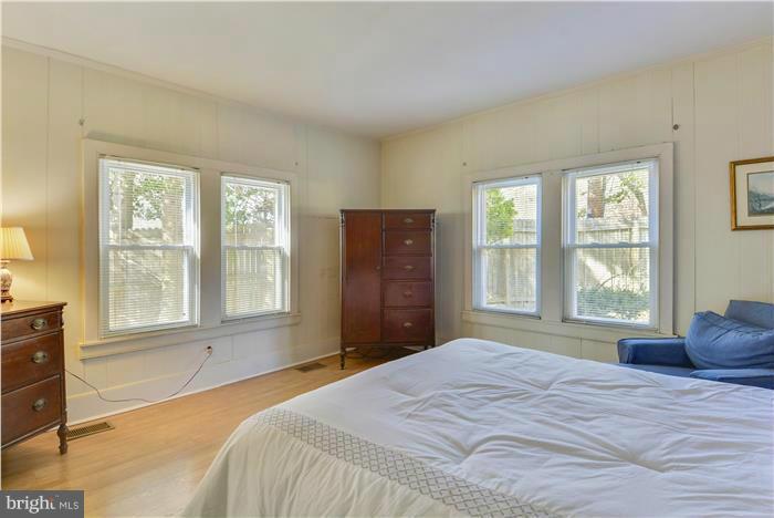 1413 Tar Point Road Pasadena, MD 21122 - Photo 16 of 29 Bedroom (Master)
