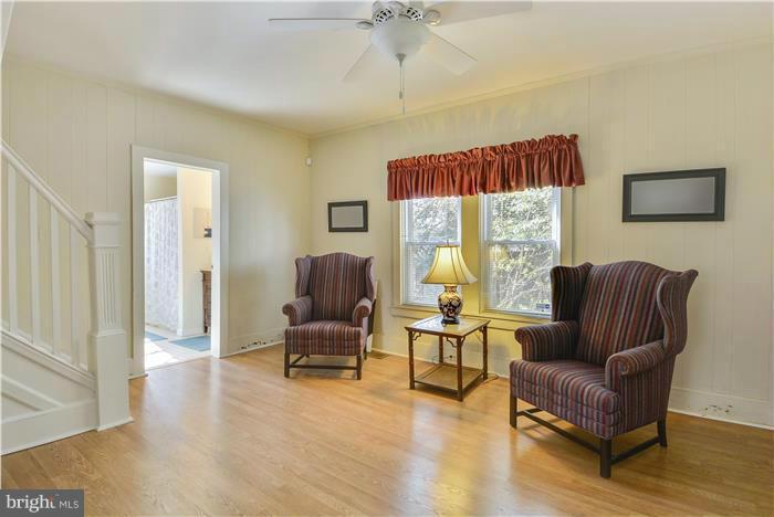 1413 Tar Point Road Pasadena, MD 21122 - Photo 5 of 29 Kitchen