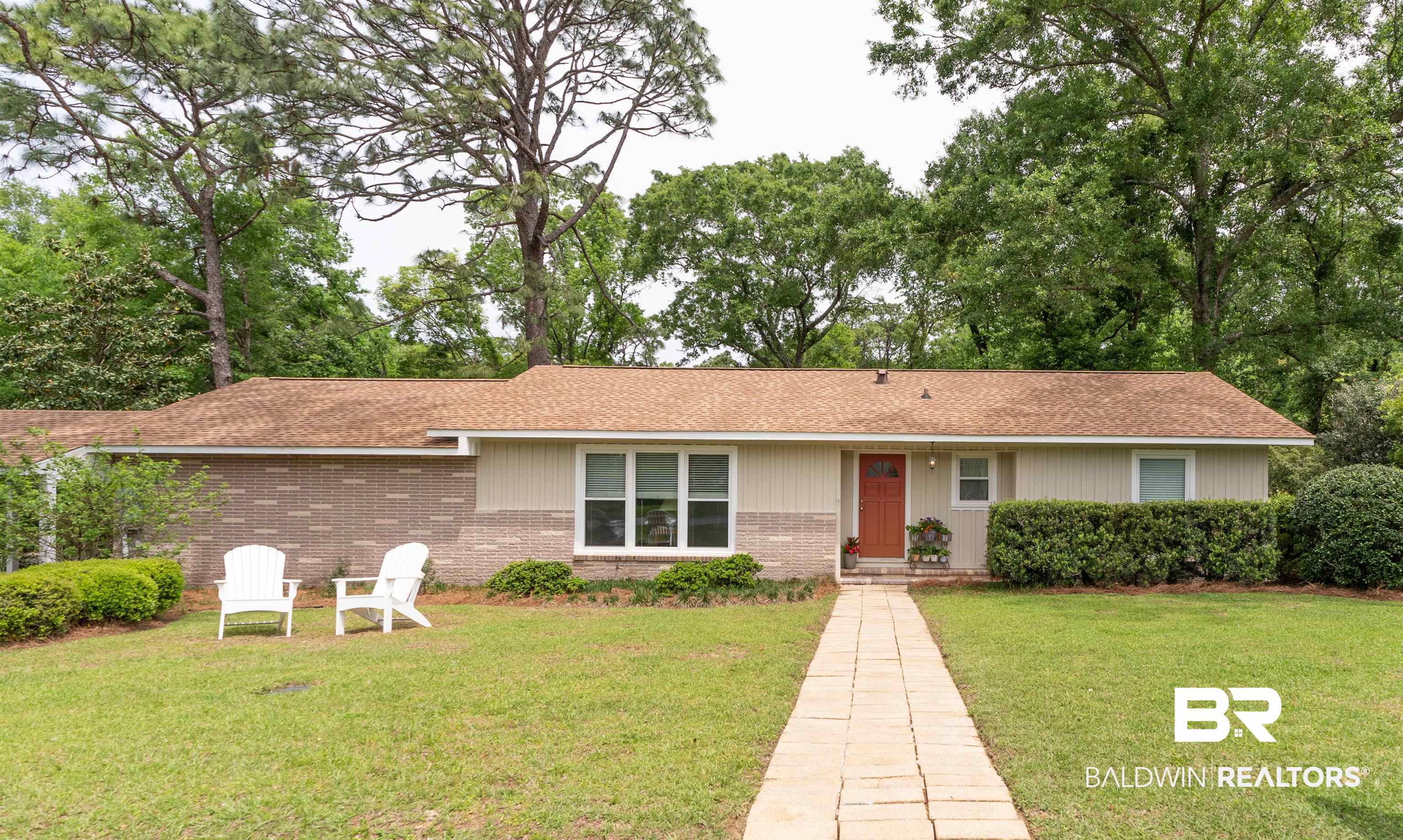 401 Yupon Avenue Fairhope, AL 36532 - Photo 1 of 23