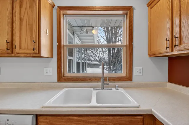 $359,900 | 52 Gunther Drive, Evansville, WI 53536