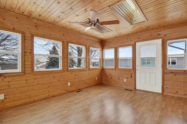 $359,900 | 52 Gunther Drive, Evansville, WI 53536