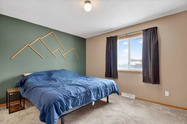 $359,900 | 52 Gunther Drive, Evansville, WI 53536