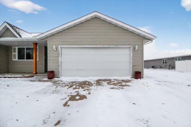 $359,900 | 52 Gunther Drive, Evansville, WI 53536