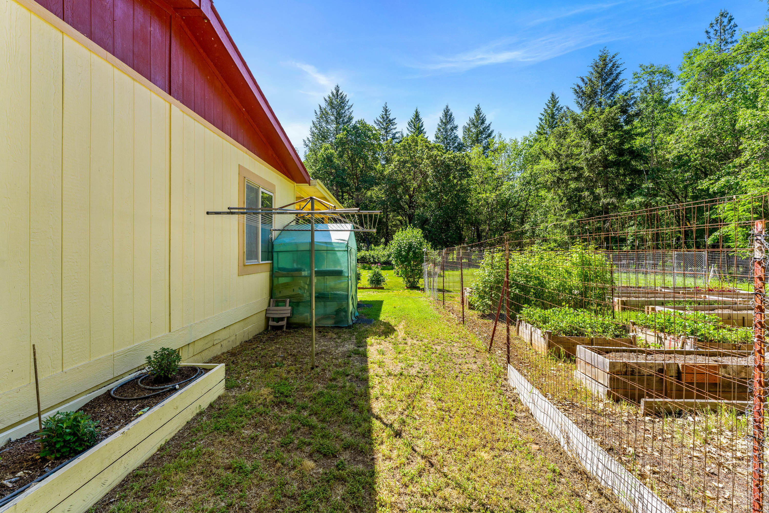 521 Boyer Road Grants Pass, OR 97526 - Photo 30 of 42 19-EXT (12 of 18)