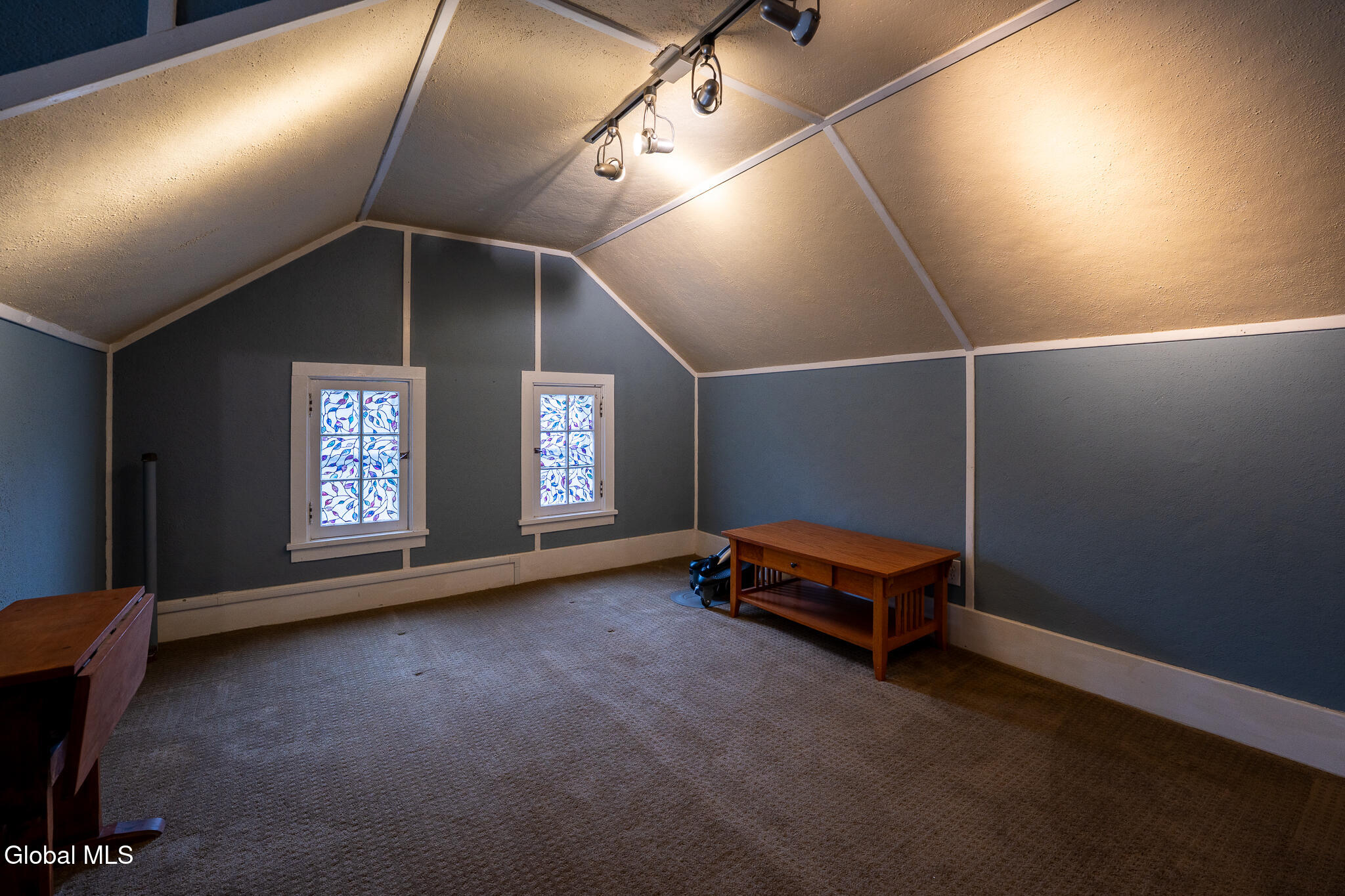 18 Bridge Street Bethlehem, NY 12159 - Photo 43 of 69 47