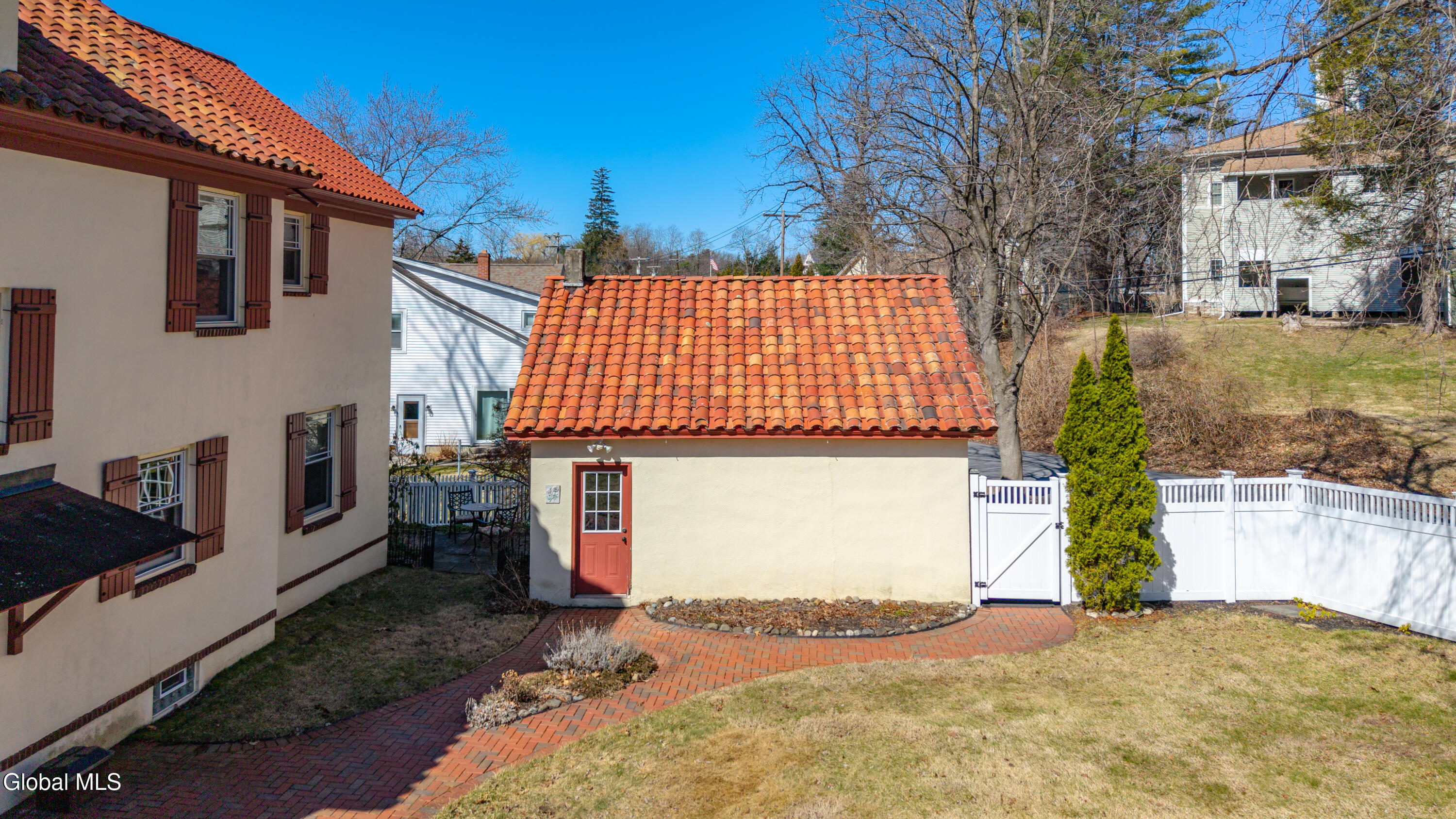18 Bridge Street Bethlehem, NY 12159 - Photo 49 of 69 52