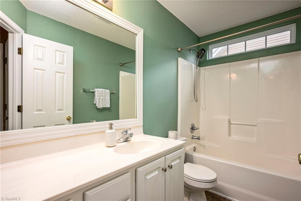 4608 Ridgefall Road Greensboro, NC 27410 - Photo 17 of 38