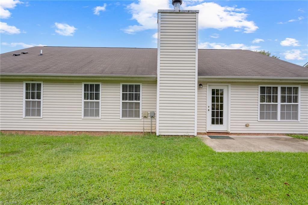 4608 Ridgefall Road Greensboro, NC 27410 - Photo 36 of 38