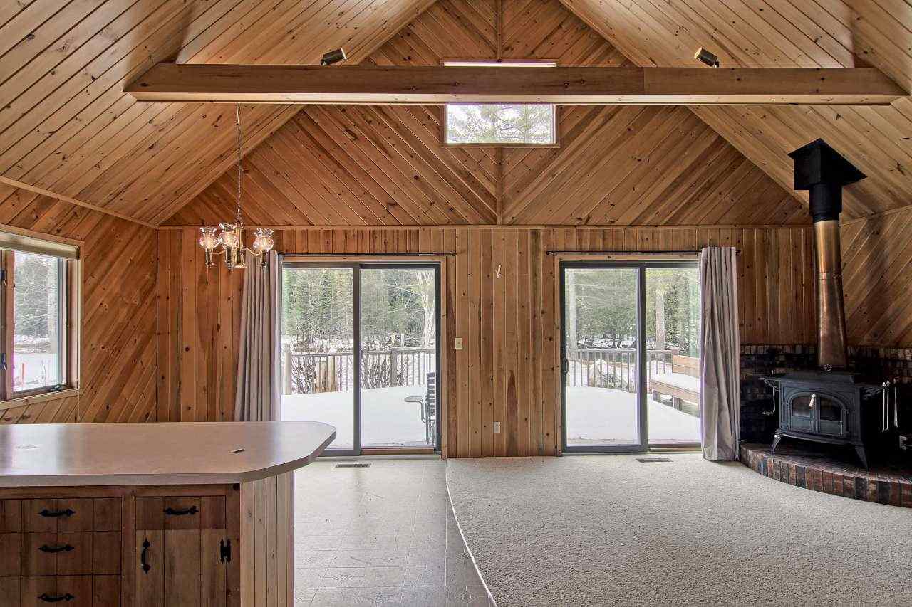 3201 South Garfield Road Traverse City, MI 49696 - Photo 5 of 54 1827938-4.JPG