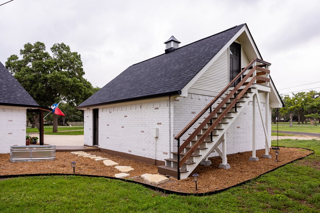 305 Oak Wood Road Kerrville, TX 78028 - Photo 66 of 67