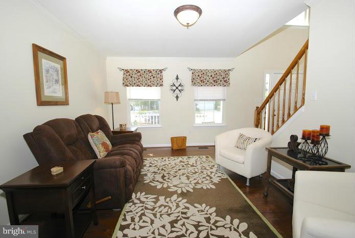 2329 Golden Chapel Road Odenton, MD 21113 - Photo 4 of 20 Living Room
