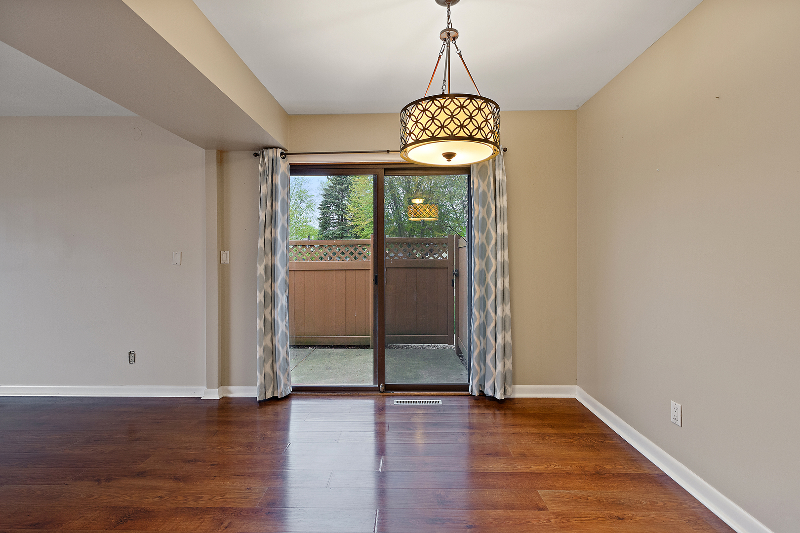 639 Northgate Road New Lenox, IL 60451 - Photo 4 of 16