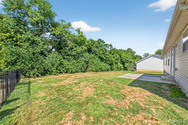 $304,900 | 156 Sweetgum Drive, Troy, MO 63379