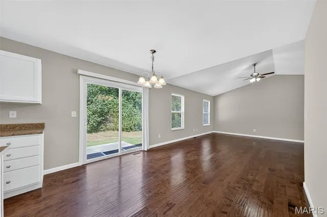 $304,900 | 156 Sweetgum Drive, Troy, MO 63379