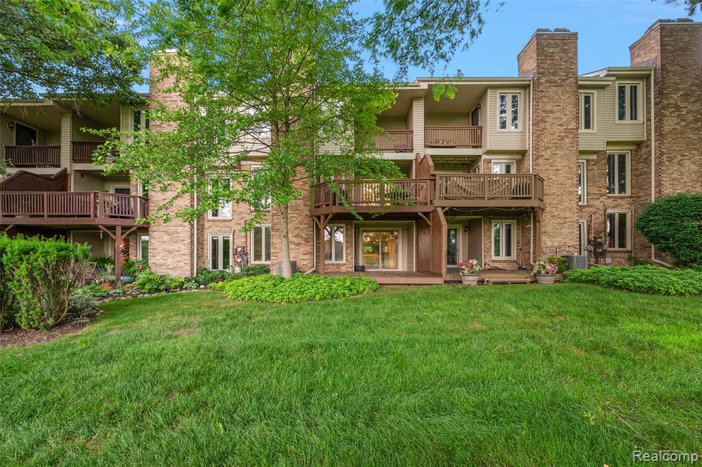 968 Golfview Court Rochester Hills, MI 48307 - Photo 39 of 42