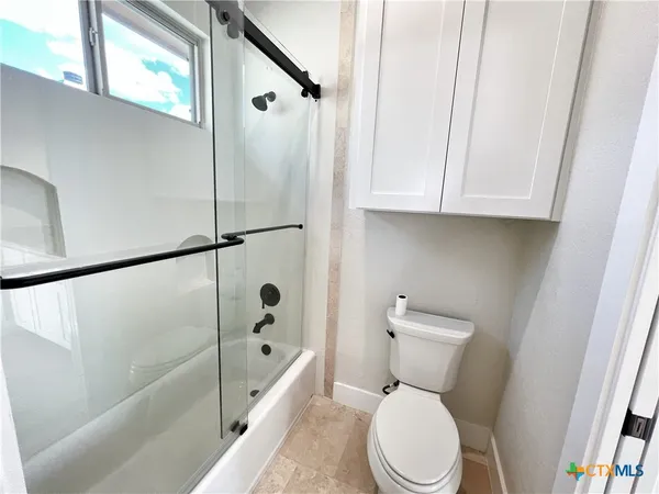 $2,450 | 1690 Gruene Vineyard Crossing, New Braunfels, TX 78130