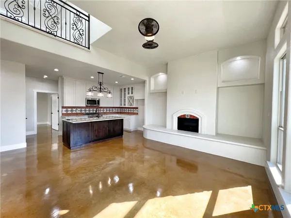 $2,450 | 1690 Gruene Vineyard Crossing, New Braunfels, TX 78130