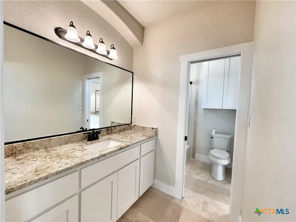$2,450 | 1690 Gruene Vineyard Crossing, New Braunfels, TX 78130