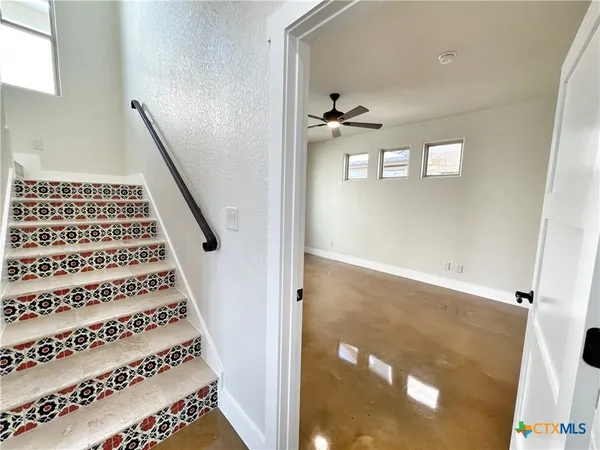 $2,450 | 1690 Gruene Vineyard Crossing, New Braunfels, TX 78130