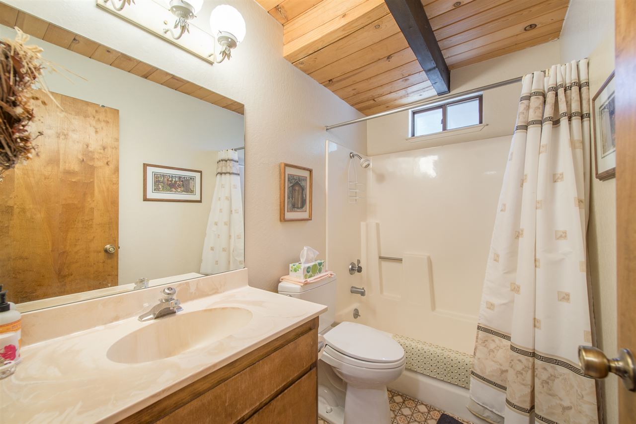 11902 Chamonix Road Truckee, CA 96161 - Photo 14 of 21 Gallery Image 14
