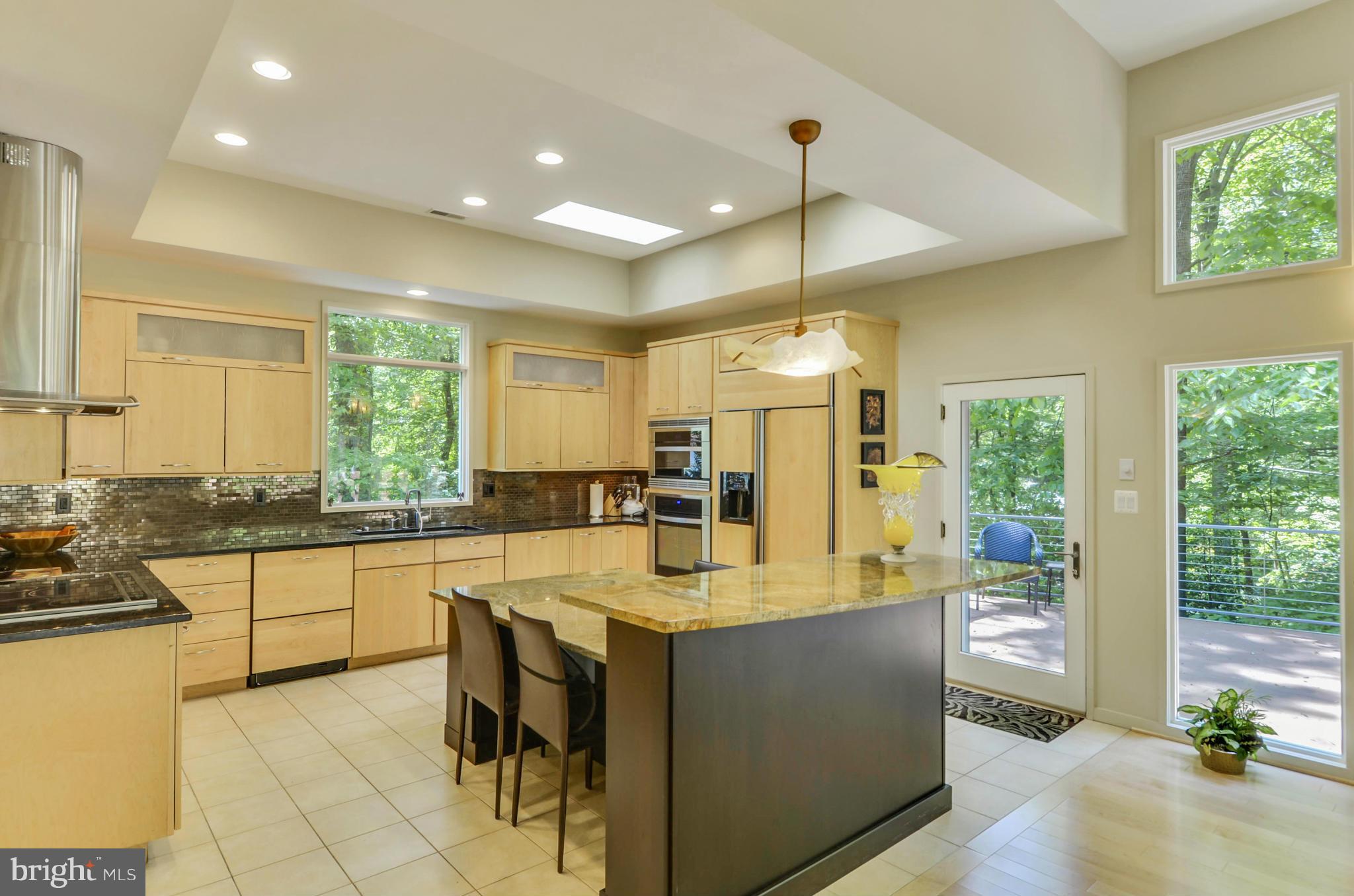 8310 Still Spring Court Bethesda, MD 20817 - Photo 8 of 29 Kitchen