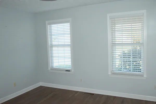 $2,295 | 139 Remington Lane, McMinnville, TN 37110