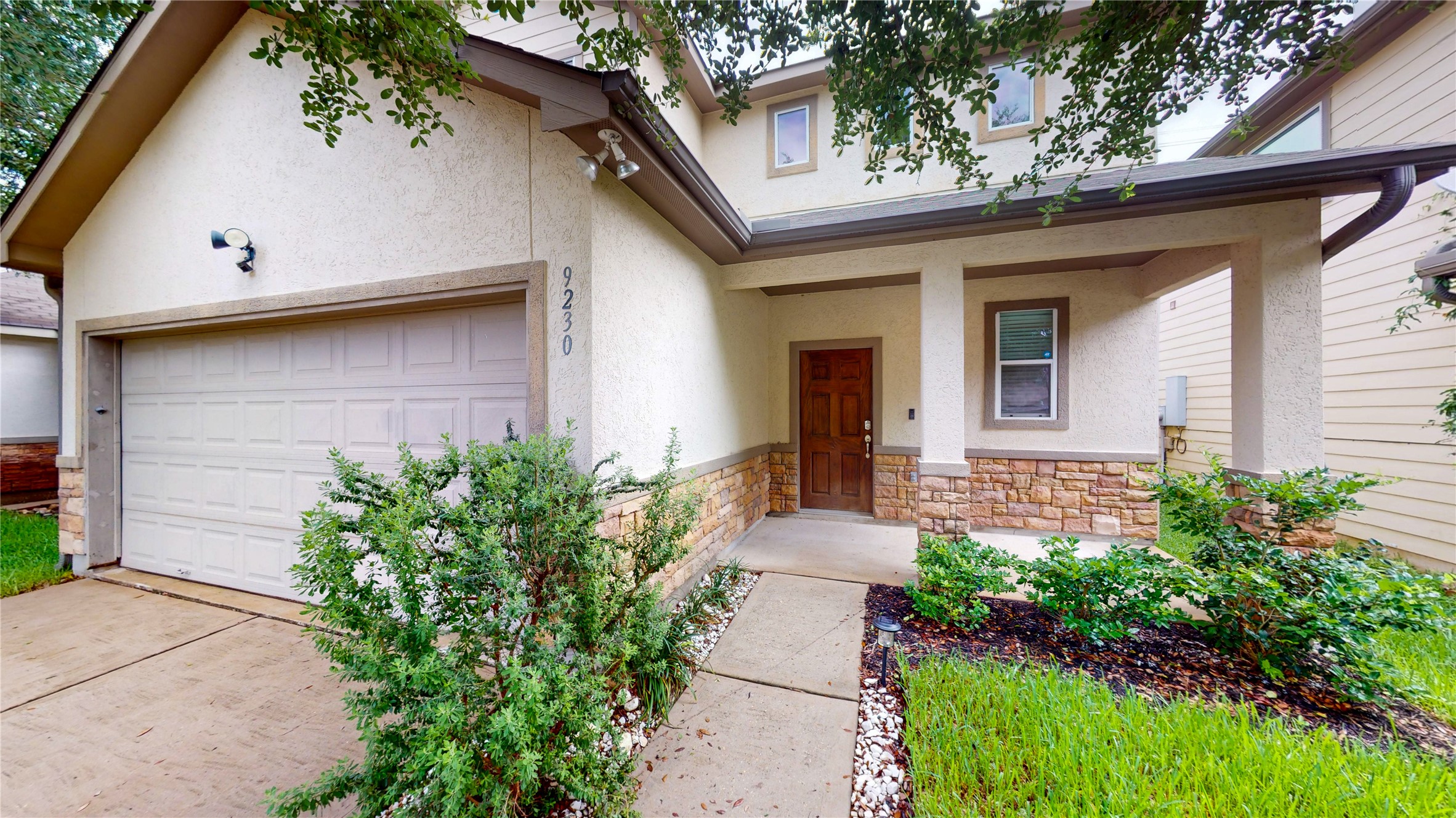 9230 Drewberry Street Houston, TX 77080 - Photo 1 of 31