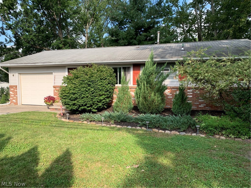 33412 Center Ridge Road North Ridgeville, OH 44039 - Photo 1 of 20 Gallery Image 1