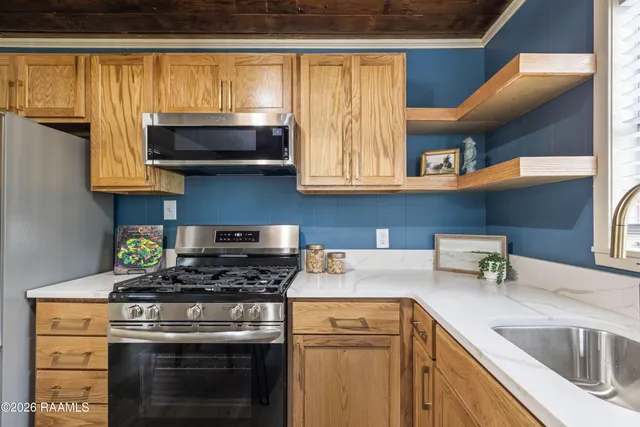 $1,100 | 328 Theodora Boulevard, Unit 1/2, Lafayette, LA 70503