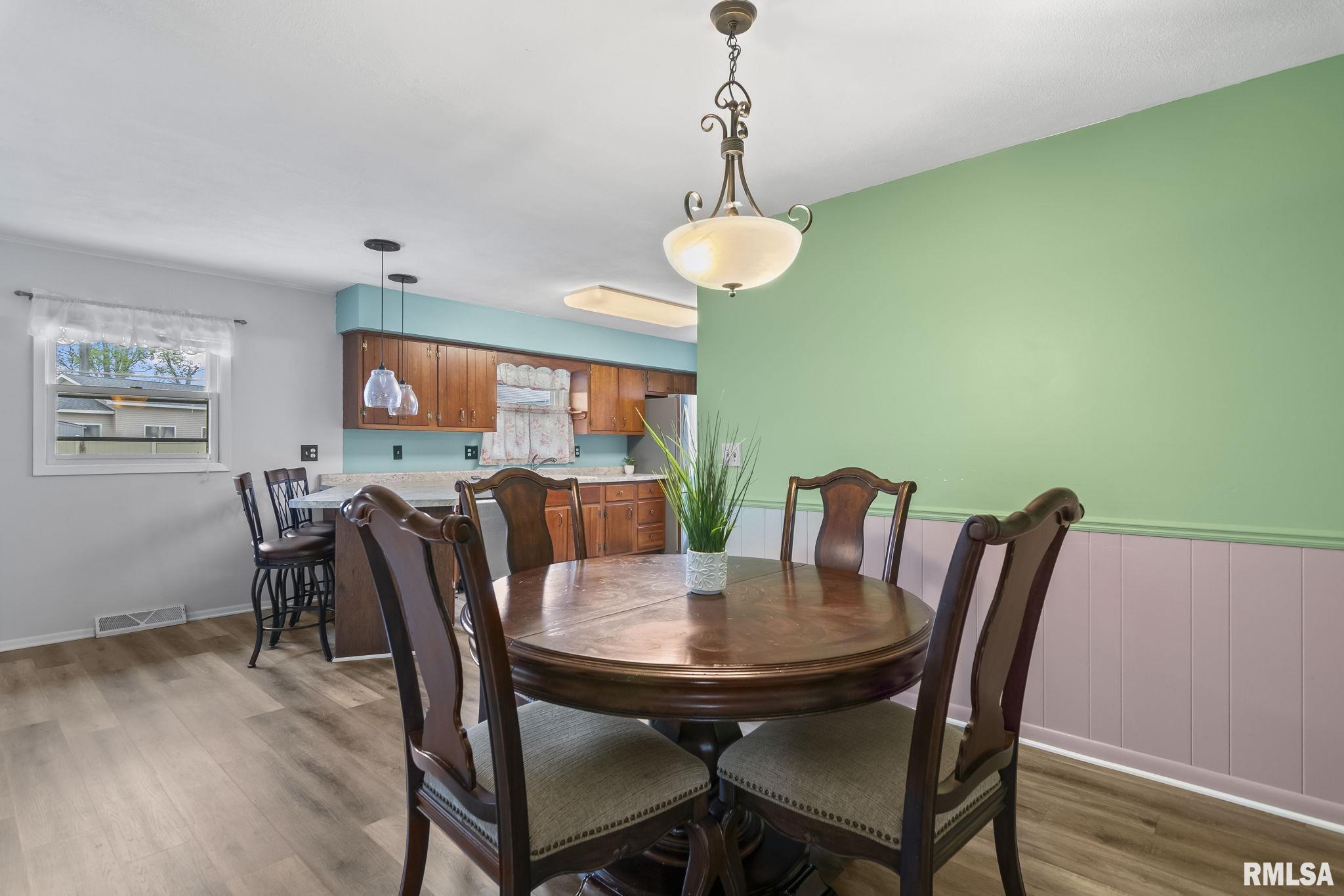 309 Bens Drive Chatham, IL 62629 - Photo 11 of 26