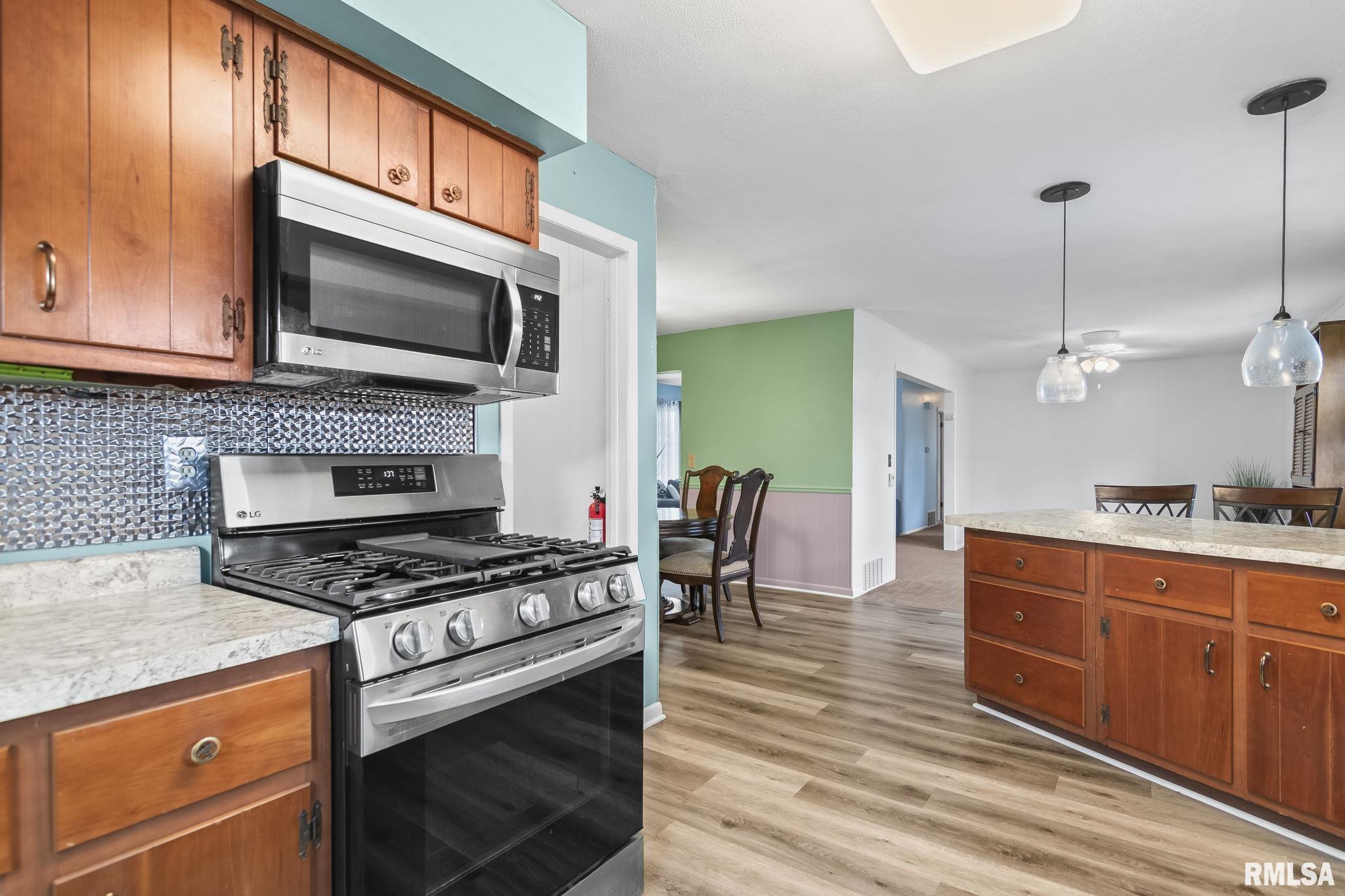 309 Bens Drive Chatham, IL 62629 - Photo 10 of 26