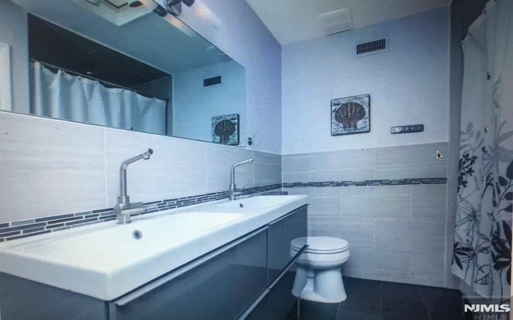 363 Valley Road Haworth, NJ 07641 - Photo 11 of 12