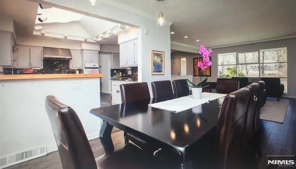 363 Valley Road Haworth, NJ 07641 - Photo 4 of 12