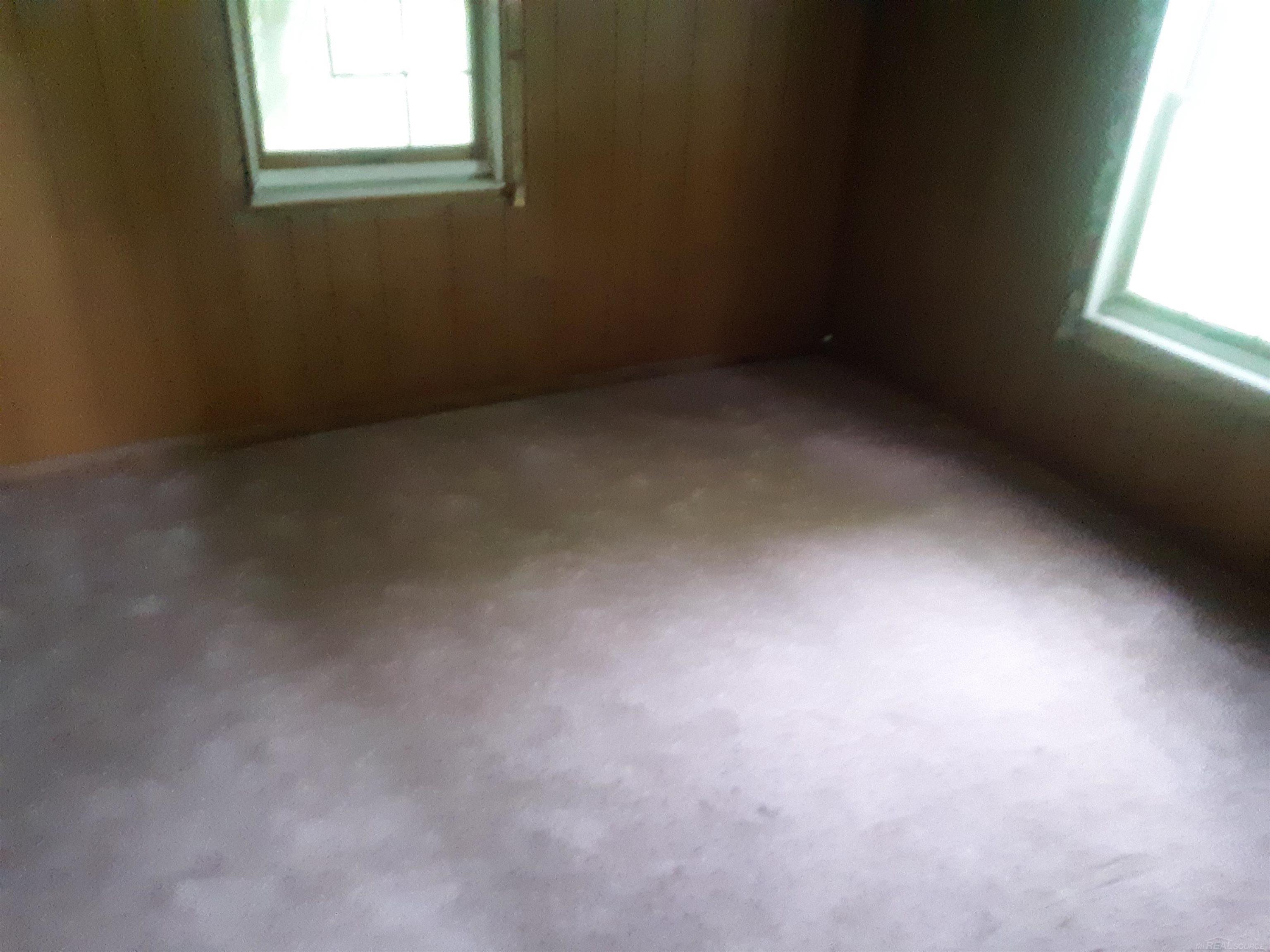 4405 Black River Road Croswell, MI 48422 - Photo 5 of 8 50184048-37fdca56-668b-484e-ac08-bde75985c8a1.JPG