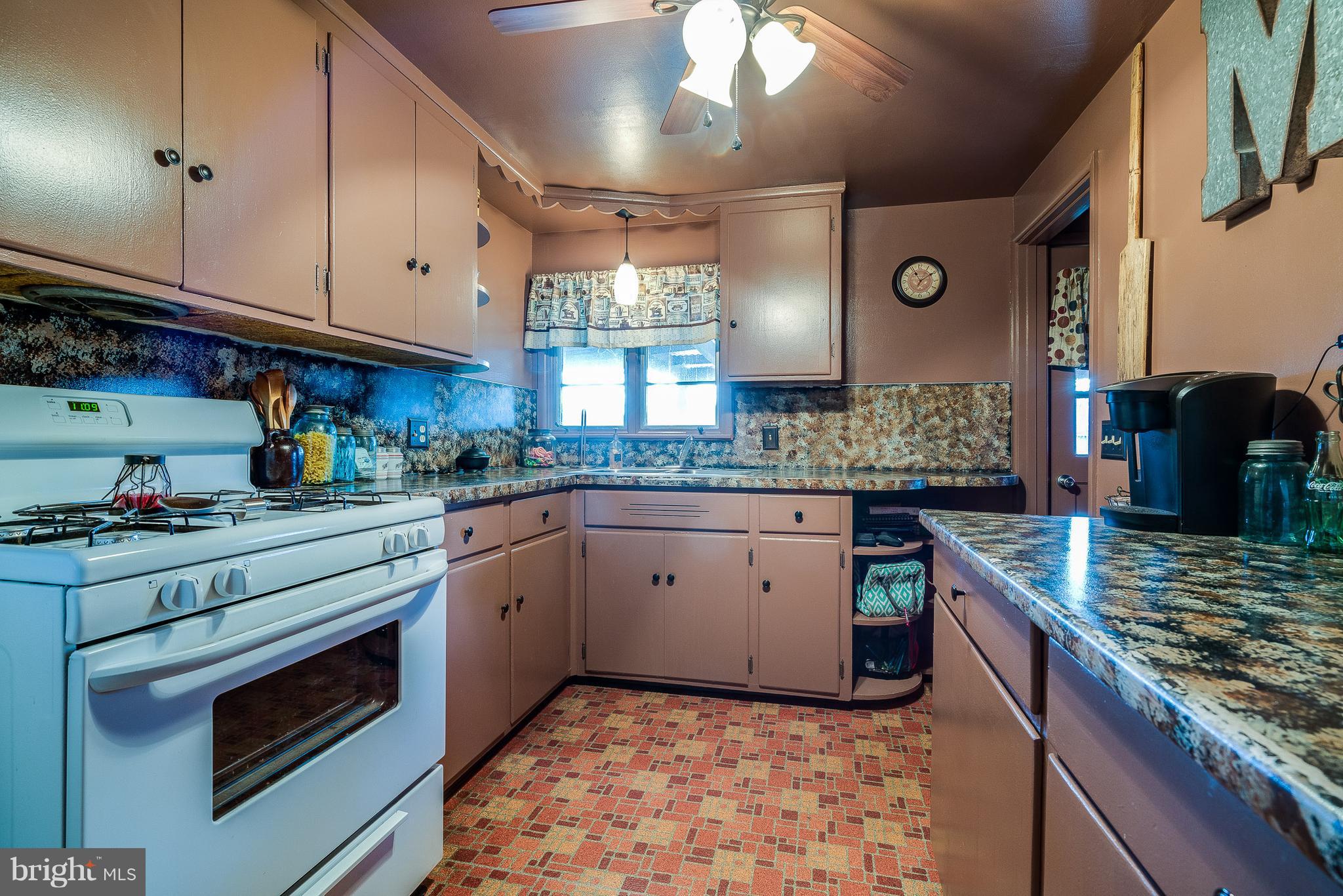 145 Forney Drive Lititz, PA 17543 - Photo 9 of 20