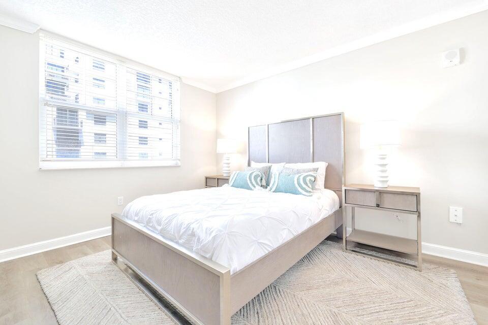 101 Plaza Real South, Unit 606 Boca Raton, FL 33432 - Photo 7 of 17 Guest Room