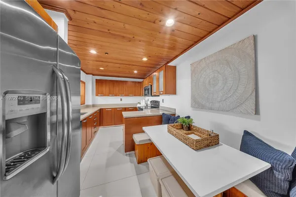 $5,800 | Key Colony Condominiums, Key Biscayne, FL 33149