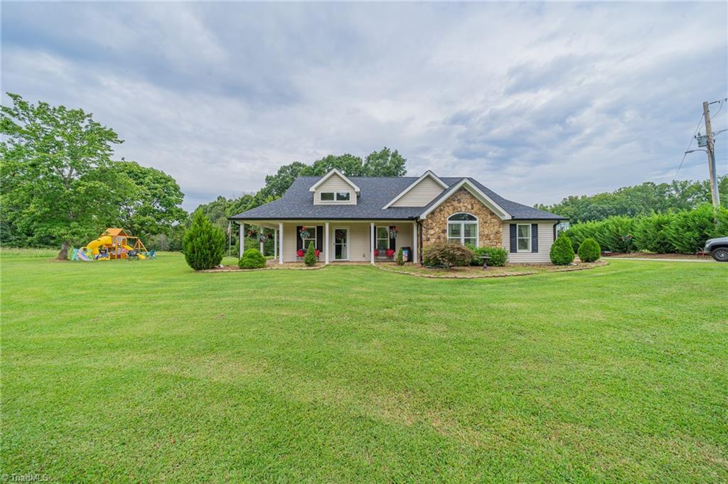 1550 Amity Hill Road Cleveland, NC 27013 - Photo 5 of 32