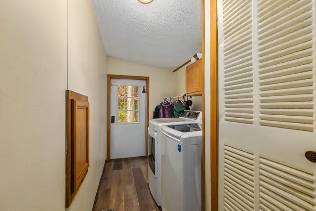 $364,999 | 8233 Beech Avenue, Howard City, MI 49329