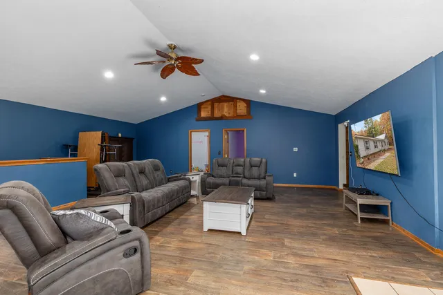 $364,999 | 8233 Beech Avenue, Howard City, MI 49329