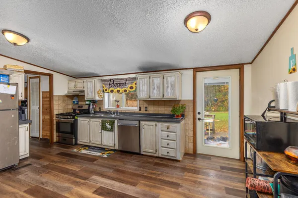 $339,900 | 8233 Beech Avenue, Howard City, MI 49329