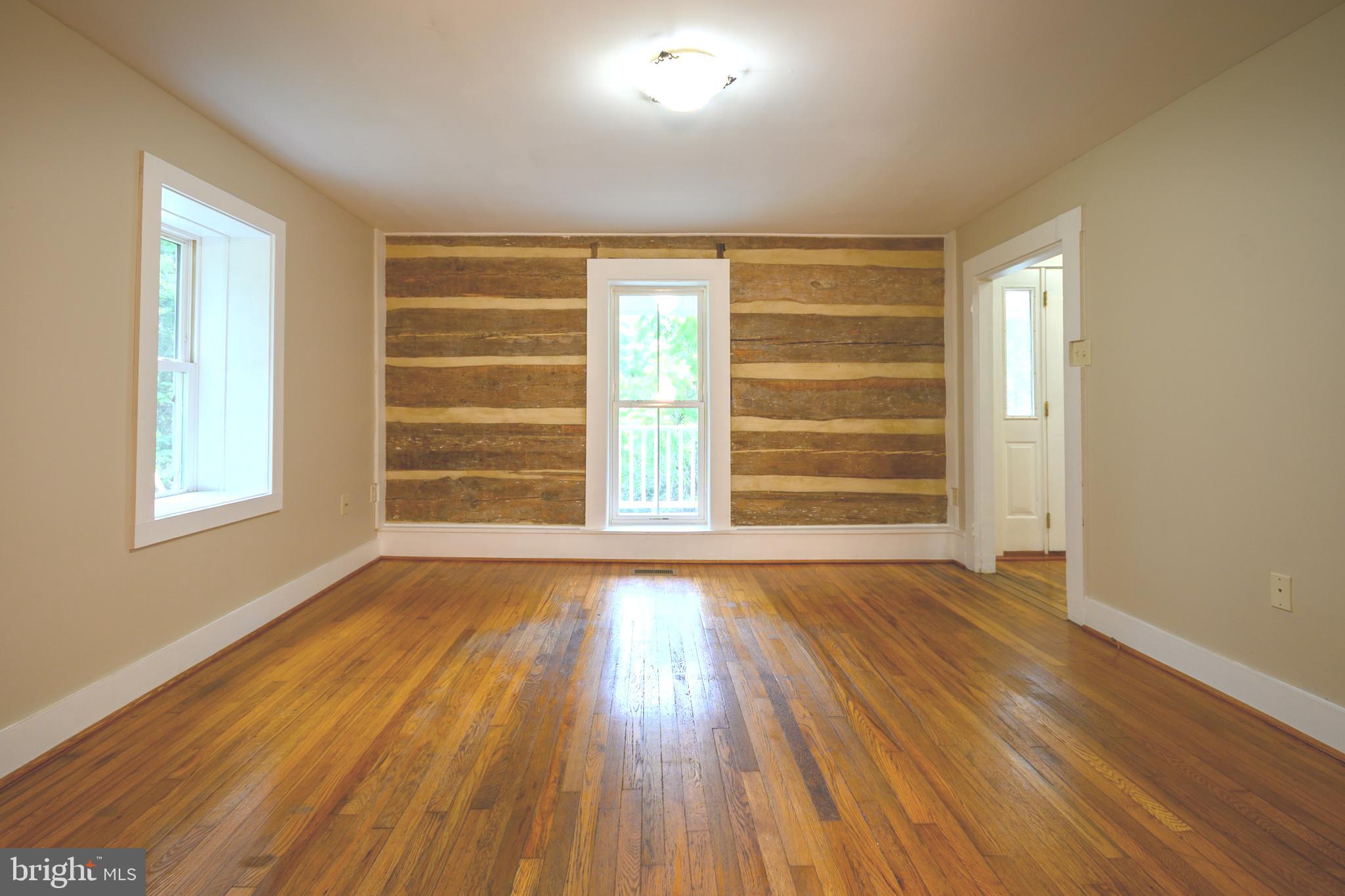 169 Creek Road Toms Brook, VA 22660 - Photo 3 of 36 LIVING ROOM