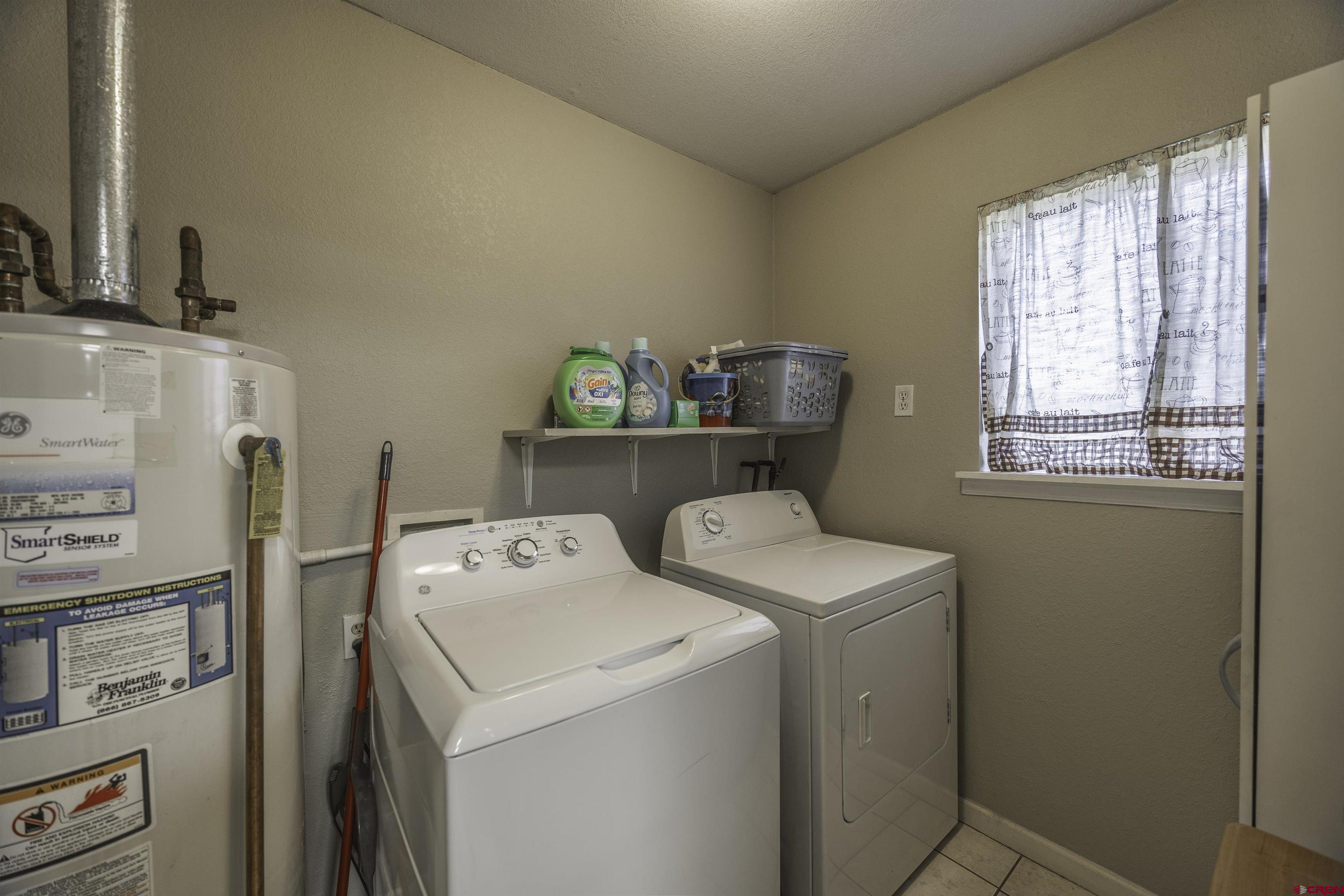 16303 6420th Road Montrose, CO 81403 - Photo 20 of 31 a utility room with dryer and washer