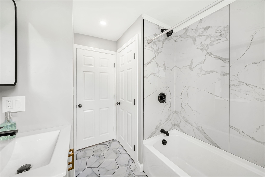 39 Collins Street Boston, MA 02136 - Photo 11 of 14