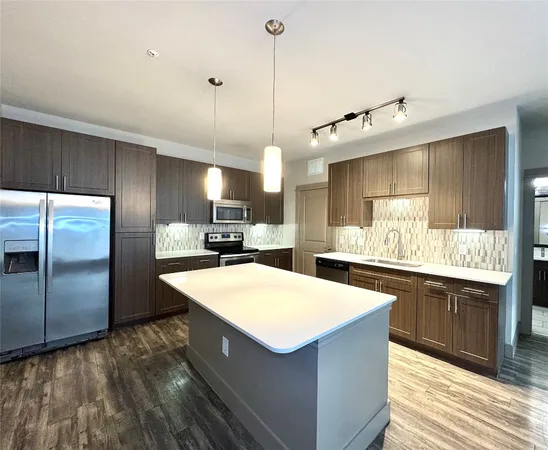 $1,874 | 5454 Washington Avenue, Unit 3608, Houston, TX 77007