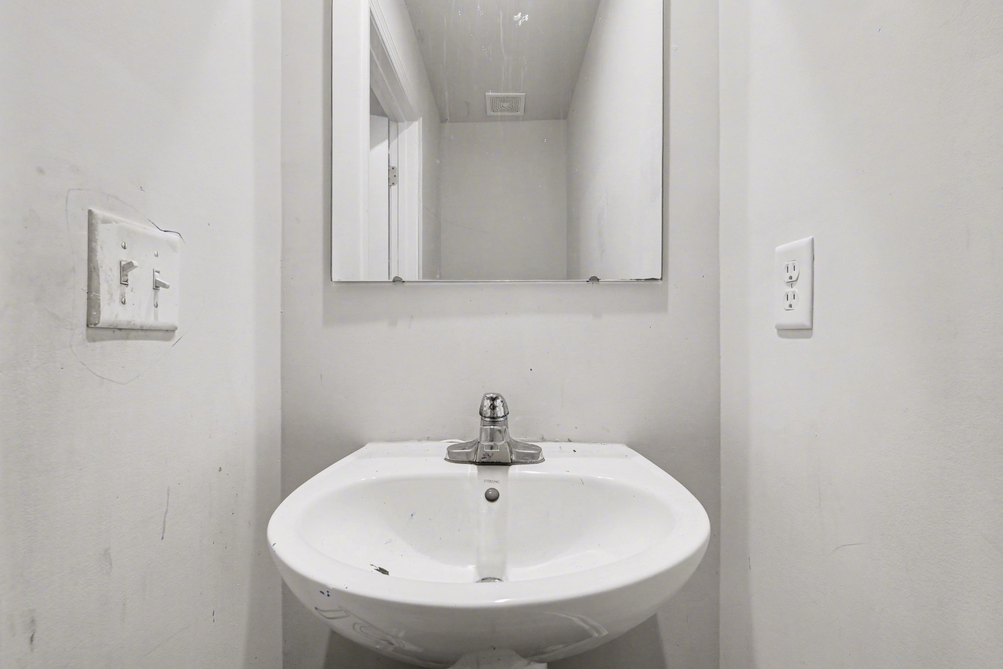 5778 Stardive Way Christiana, TN 37037 - Photo 13 of 29 a bathroom with a sink and a mirror