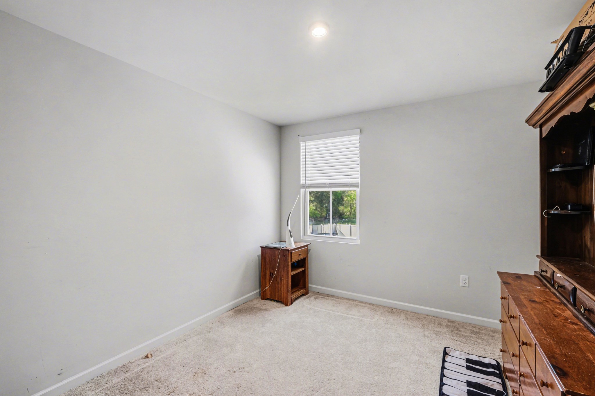 5778 Stardive Way Christiana, TN 37037 - Photo 19 of 29 a room with furniture and a window
