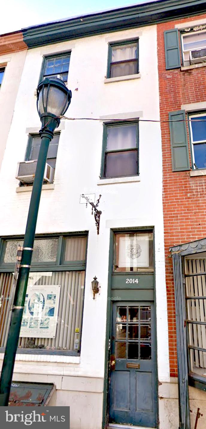 2014 Sansom Street, Unit B Philadelphia, PA 19103 - Photo 1 of 6