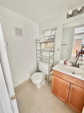 $1,500 | 85 Dorset C, Boca Raton, FL 33434